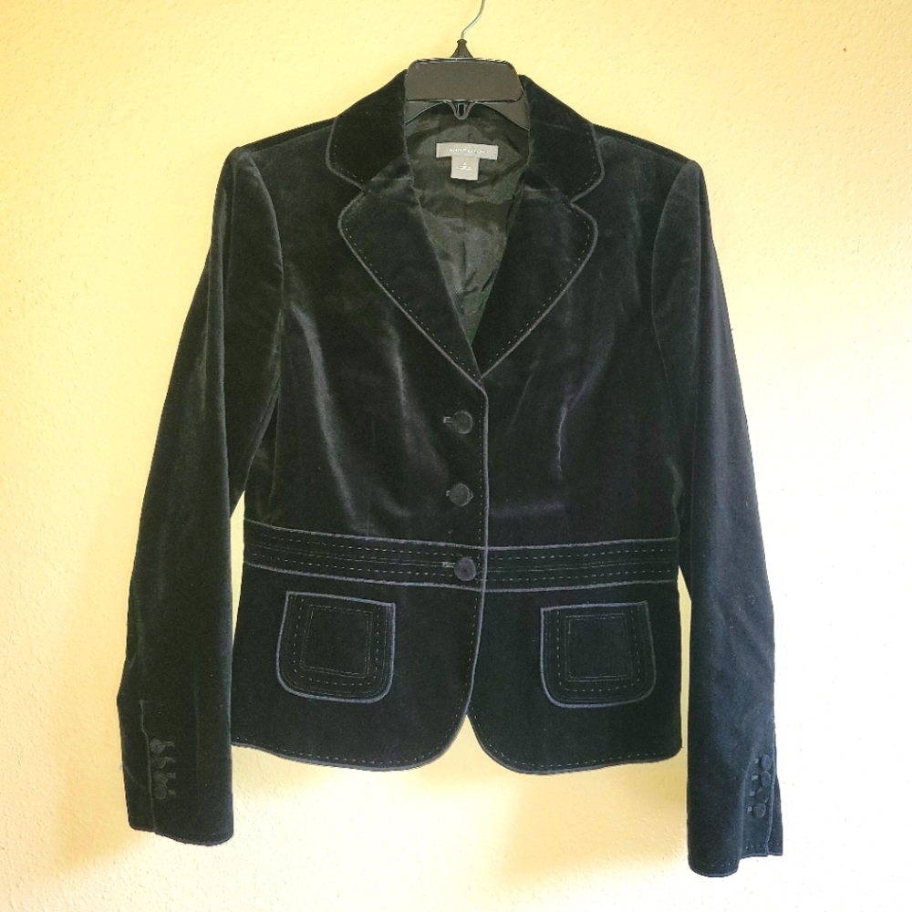 Ann Taylor Black Velvet Jacket Size 4 - Picture 5 of 12